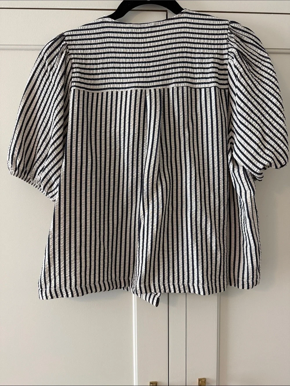 Zara striped navy and white striped puff sleeve top with front bows